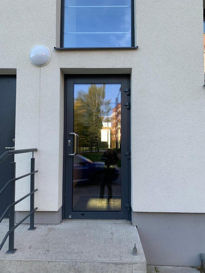 K84, Nice 2- Bedroom Apartment - 2 Big Beds 1 Single Bed Tartu Exterior photo